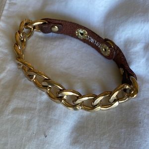 BROWN LEATHER GOLD TONE CHAIN BRACELET